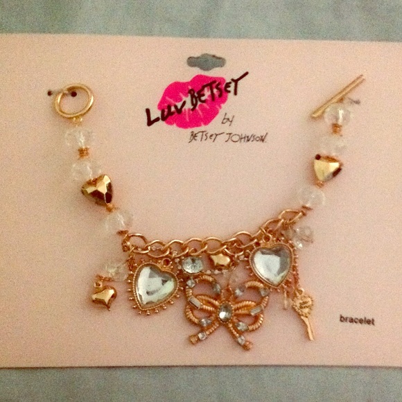 Betsey Johnson Jewelry - BRAND NEW Betsey Johnson hearts & charms bracelet
